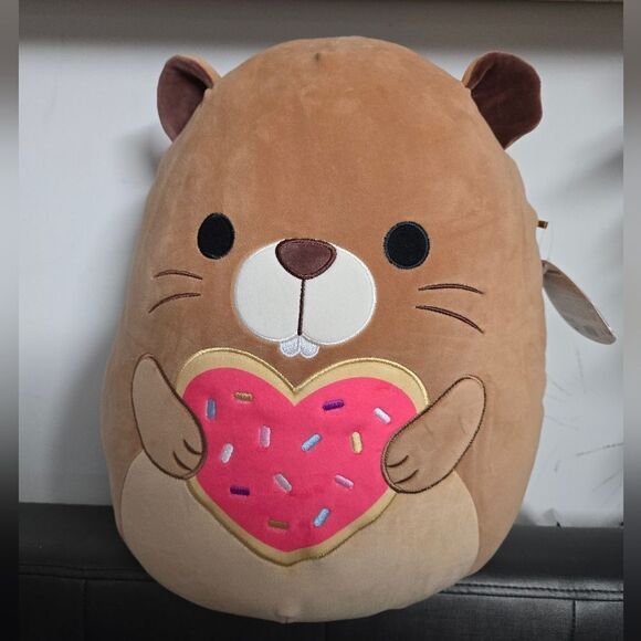Squishmallows Original 16 inch Chip The Brown Beaver Holding Heart - Picture 1 of 7